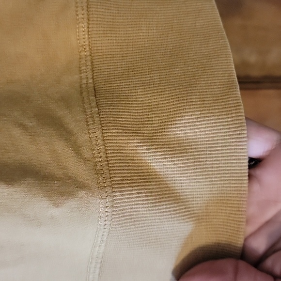 Yellowstone Dutton Ranch Sweatshirt - Picture 3 of 5